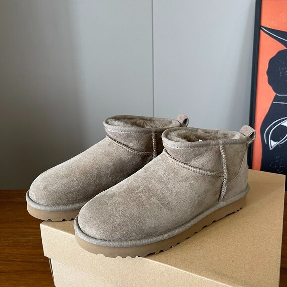 UGG Classic Ultra Mini Boots - Picture 1 of 9